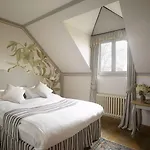 Ξενοδοχείο Chateau 5*