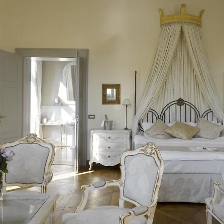 酒店 麦西利城堡酒店 Mcely