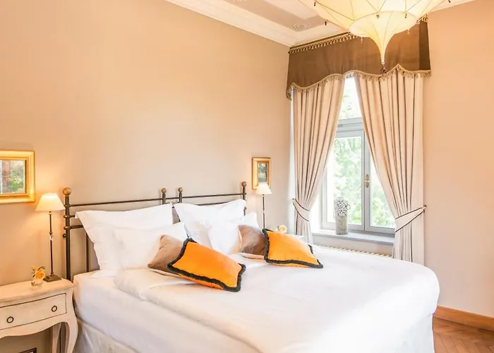 Chateau فندق 5*