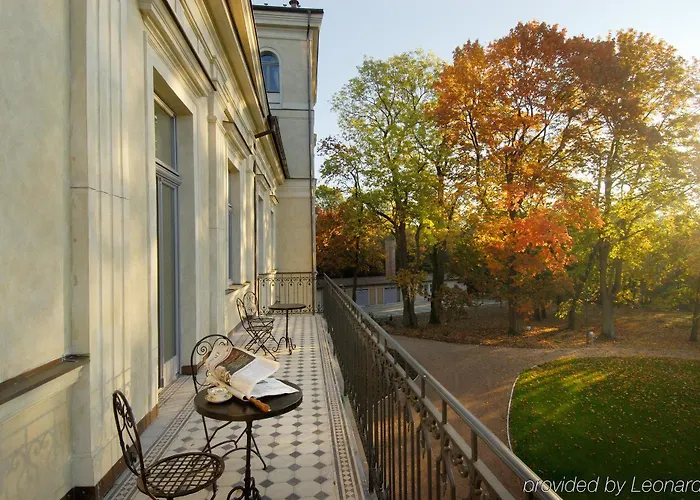 Chateau 5* Mcely